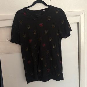 Guess - skull and rose embroidered tee